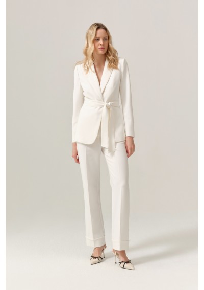 Żakiet w kolorze...