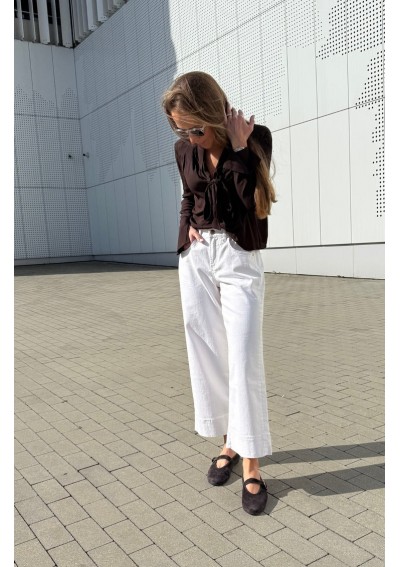 Jeansy Lucy w kolorze...