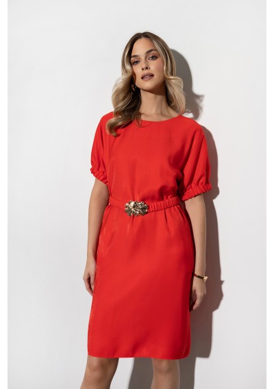 Elegancka czerwona sukienka...