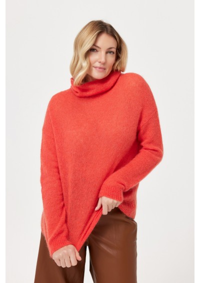 Sweter z golfem z miękkiej...